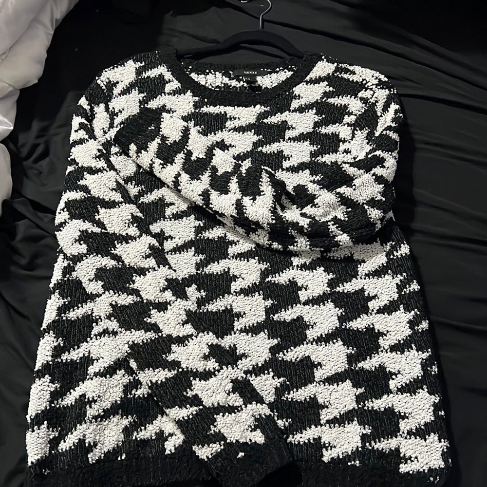 Forever 21 sweater